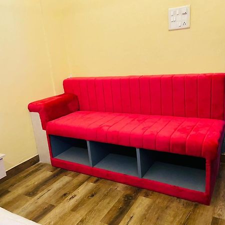 Wayfare Sp Resort Panvel Eksteriør bilde
