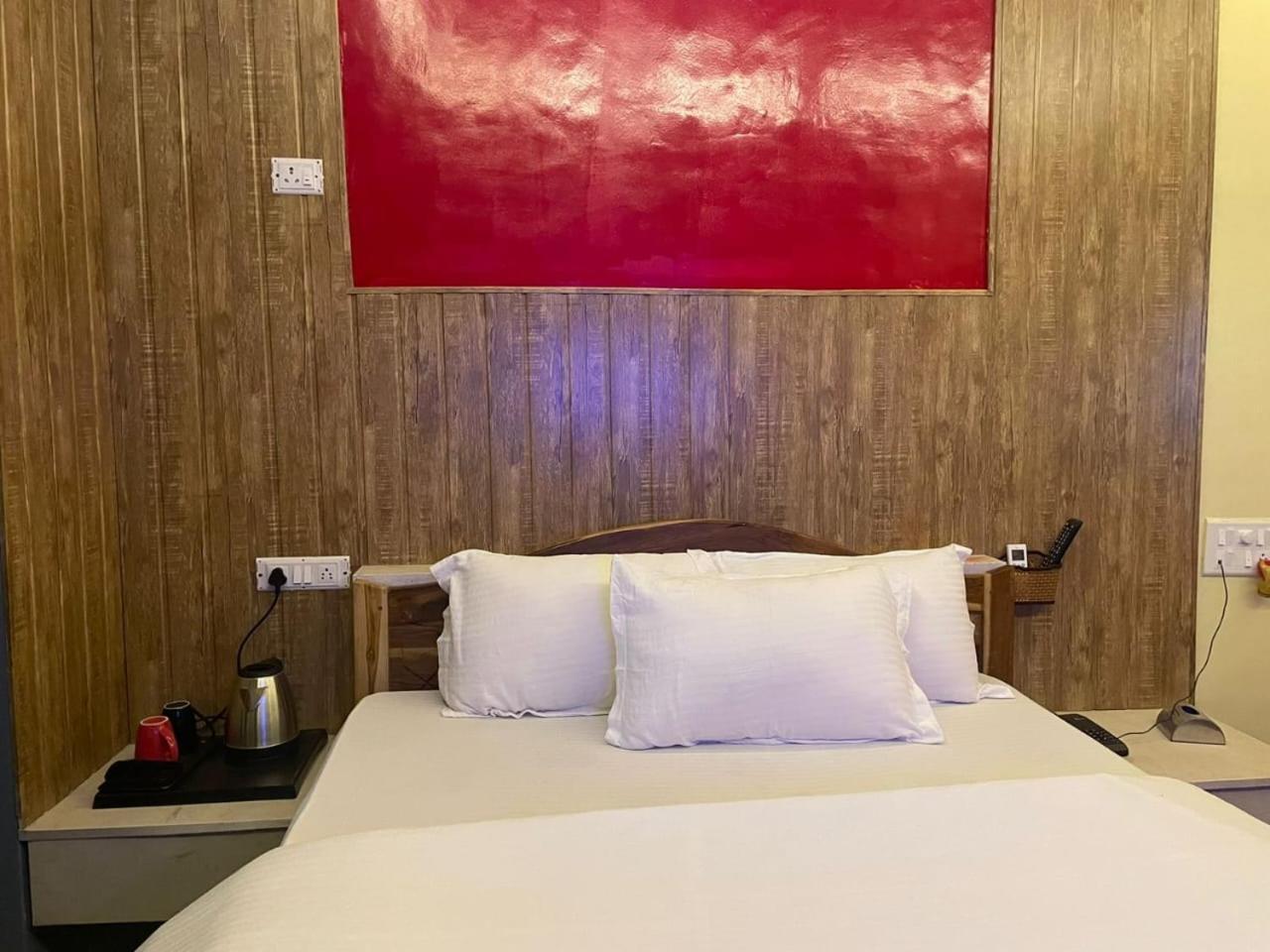 Wayfare Sp Resort Panvel Eksteriør bilde