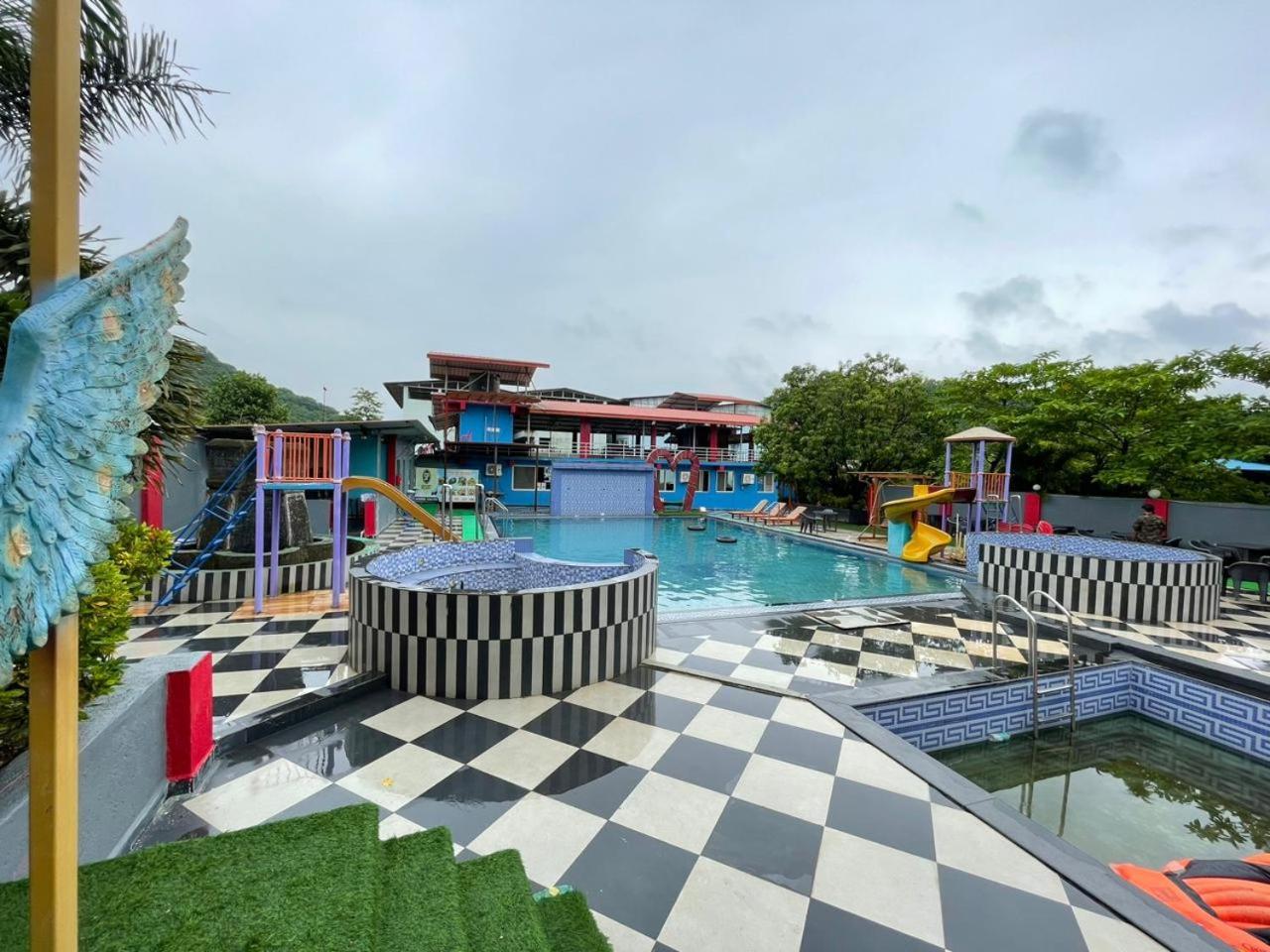 Wayfare Sp Resort Panvel Eksteriør bilde