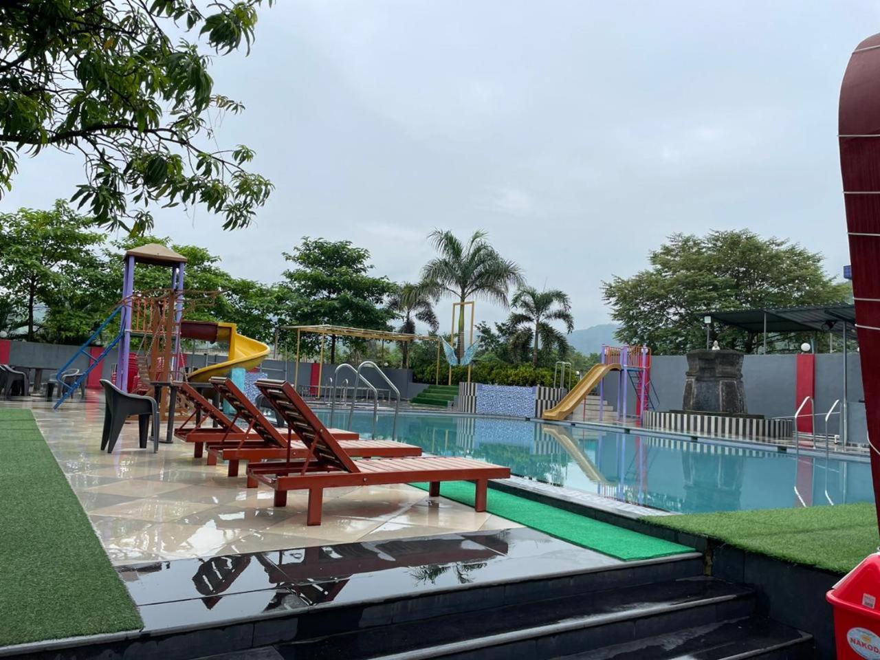 Wayfare Sp Resort Panvel Eksteriør bilde