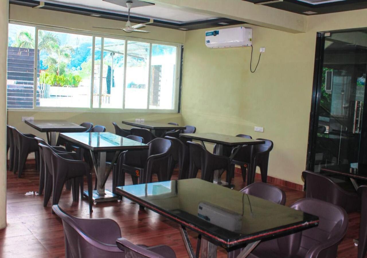 Wayfare Sp Resort Panvel Eksteriør bilde