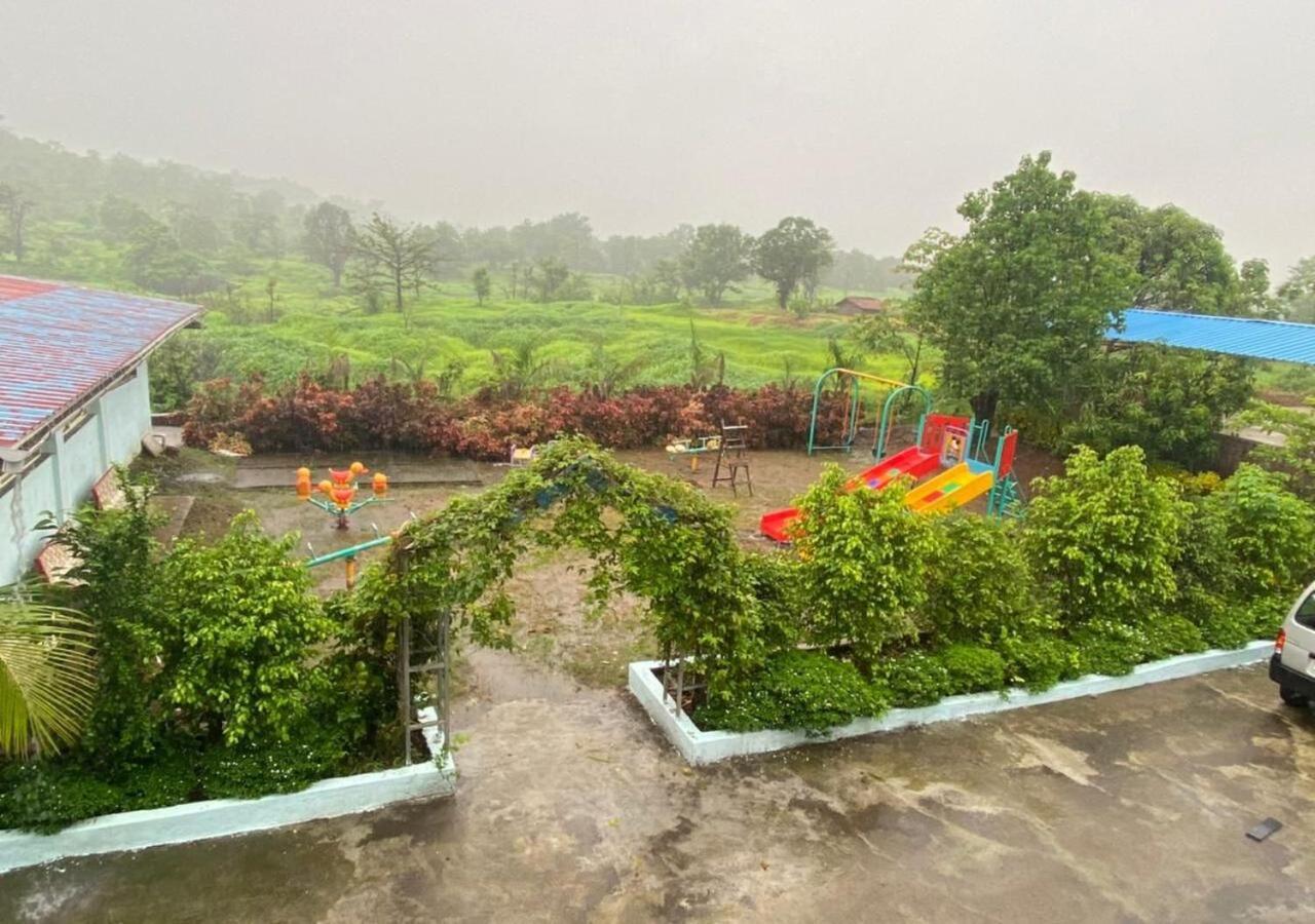 Wayfare Sp Resort Panvel Eksteriør bilde